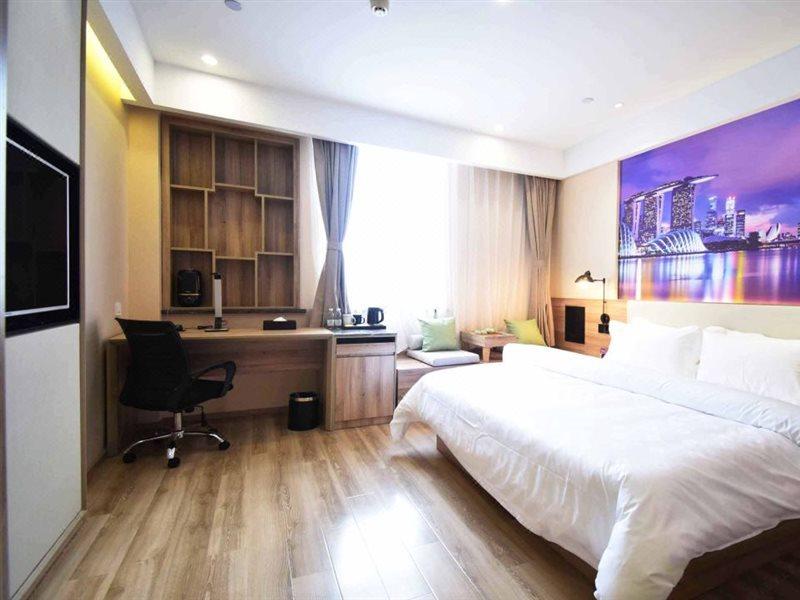 Jinjiang Metropolo Hotel Nanjing Jiangjun Dadao Hehai University Branch Zewnętrze zdjęcie
