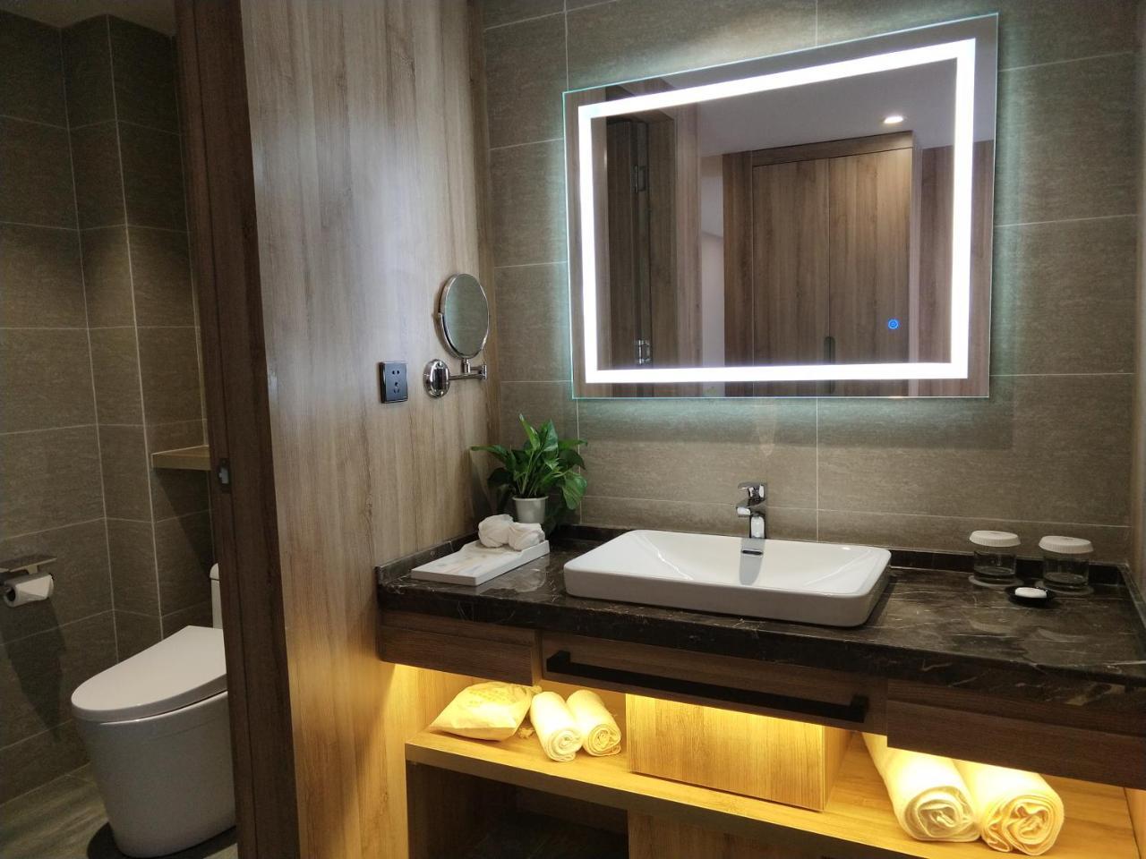 Jinjiang Metropolo Hotel Nanjing Jiangjun Dadao Hehai University Branch Zewnętrze zdjęcie