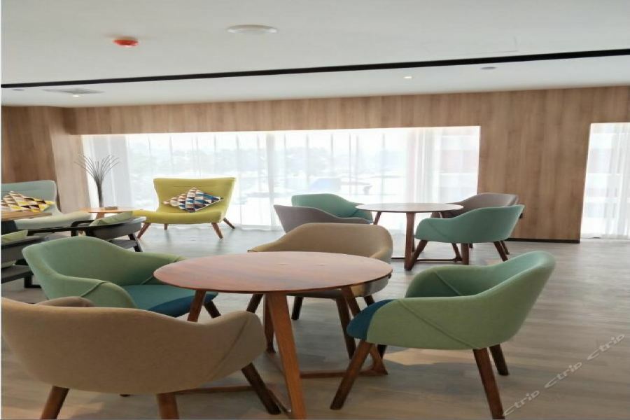 Jinjiang Metropolo Hotel Nanjing Jiangjun Dadao Hehai University Branch Zewnętrze zdjęcie